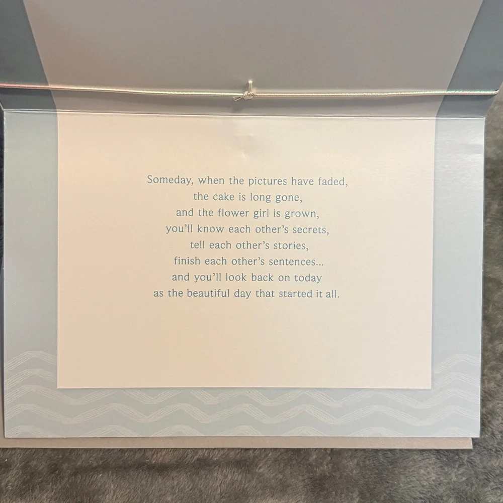 🌻 Bundle of 2 Hallmark and DaySpring Wedding Cards